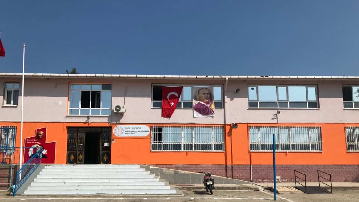 Bayındır Alparslan Mesleki ve Teknik Anadolu Lisesi Fotoğrafı